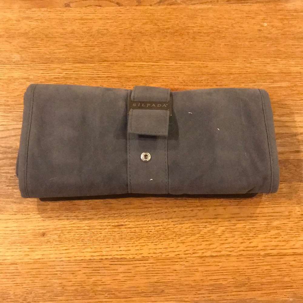 Silpada overnight jewelry bag